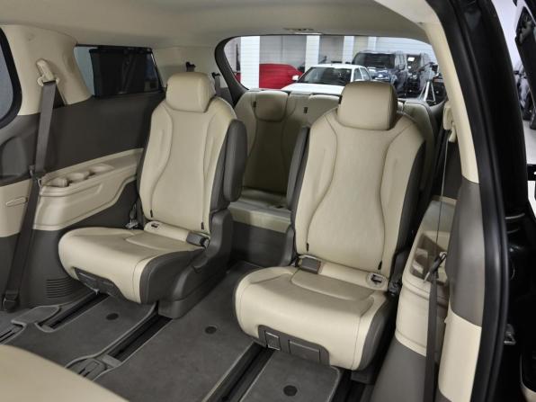 Kia Carnival IV с пробегом 2021 года, цена 3 349 000 рублей, 100000 км, минивэн, Автокод Объявления
