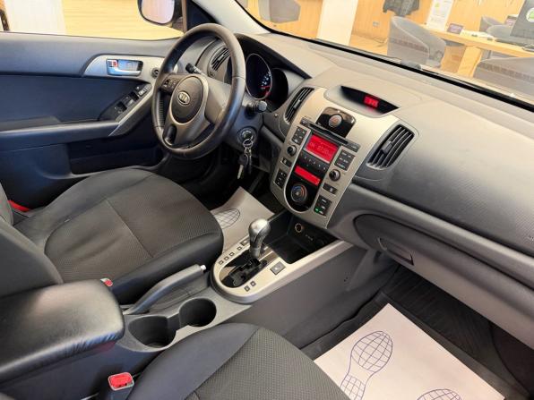 Kia Cerato II с пробегом 2009 года, цена 649 000 рублей, 159000 км, седан, Автокод Объявления
