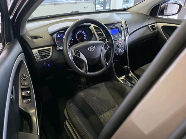 Hyundai i30 II с пробегом 2014 года, цена 945 000 рублей, 177887 км, хэтчбек, Автокод Объявления