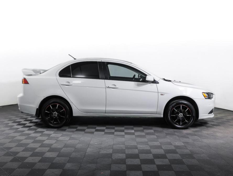 Mitsubishi Lancer X Рестайлинг Москва  - изображение 4
