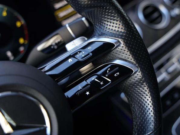 Mercedes-Benz E-Класс V (W213 S213 C238) Рестайлинг с пробегом 2020 года, цена 3 749 000 рублей, 144882 км, седан, Автокод Объявления