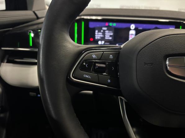 Geely Atlas II с пробегом 2024 года, цена 3 249 000 рублей, 13000 км, внедорожник, Автокод Объявления