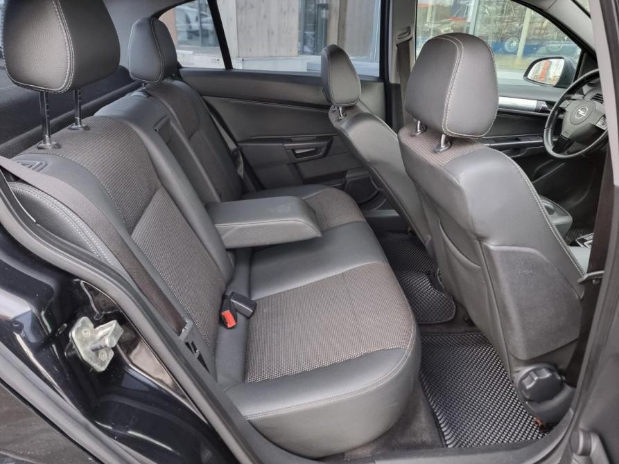 Opel Astra H Рестайлинг Архангельск  - изображение 11