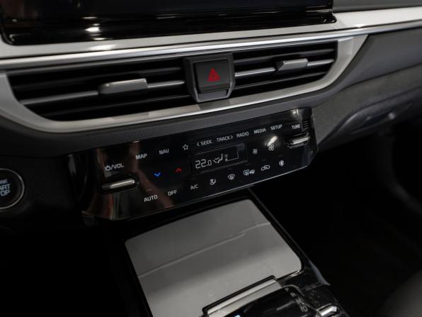 Kia K3 II (China Market) Рестайлинг с пробегом 2025 года, цена 2 575 000 рублей, 70 км, седан, Автокод Объявления