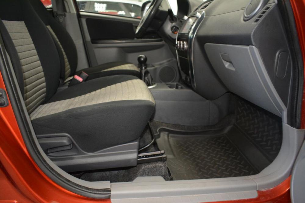 Suzuki SX4 I (Classic) Киров  - изображение 19