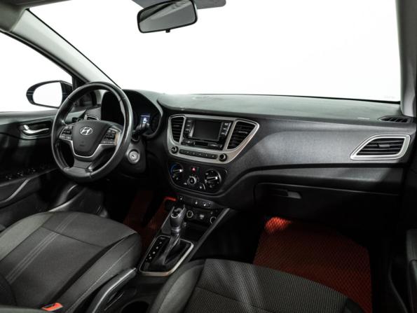 Hyundai Solaris II с пробегом 2019 года, цена 1 169 700 рублей, 128211 км, седан, Автокод Объявления