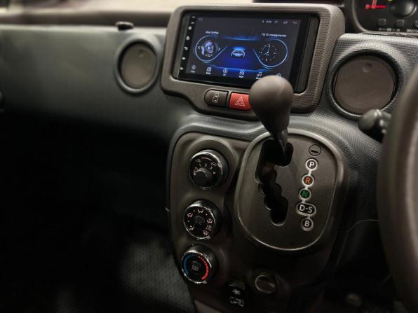 Toyota Spade с пробегом 2013 года, цена 880 000 рублей, 97000 км, минивэн, Автокод Объявления