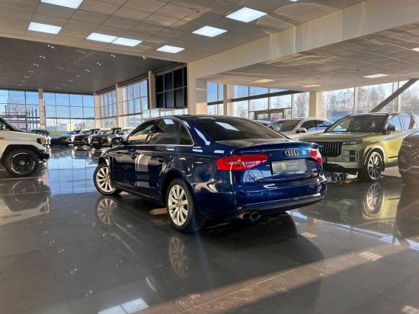 Audi A4 IV (B8) Рестайлинг с пробегом 2015 года, цена 1 150 000 рублей, 288058 км, седан, Автокод Объявления