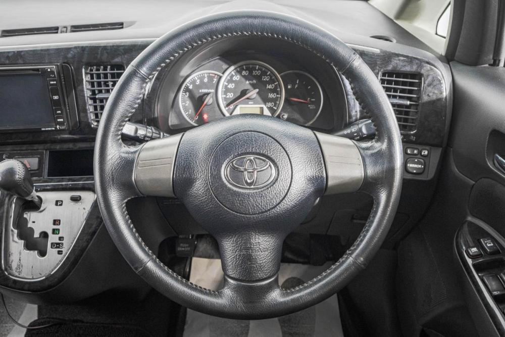 Toyota Wish I Рестайлинг Барнаул  - изображение 12