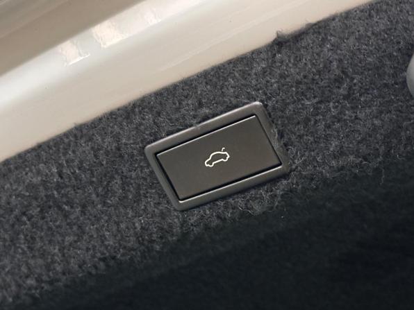 Skoda Octavia IV (A8) с пробегом 2020 года, цена 2 221 000 рублей, 117165 км, лифтбек, Автокод Объявления