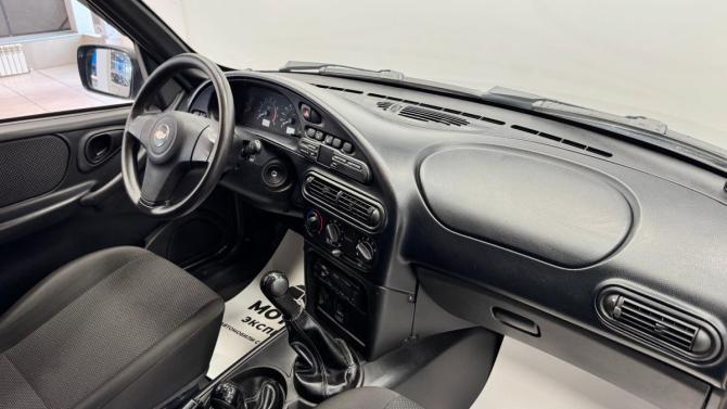 Chevrolet Niva I Рестайлинг с пробегом 2016 года, цена 690 000 рублей, 64983 км, внедорожник, Автокод Объявления