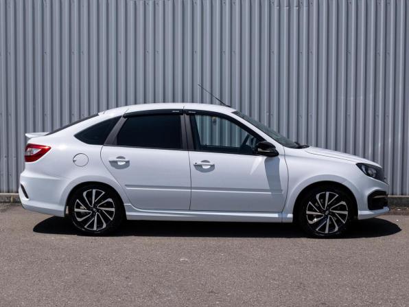 Lada (ВАЗ) Granta I Рестайлинг с пробегом 2023 года, цена 1 199 000 рублей, 44157 км, лифтбек, Автокод Объявления