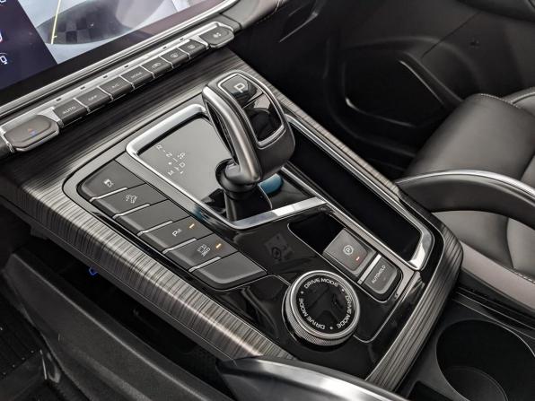 Geely Atlas Pro с пробегом 2023 года, цена 2 150 000 рублей, 30864 км, внедорожник, Автокод Объявления