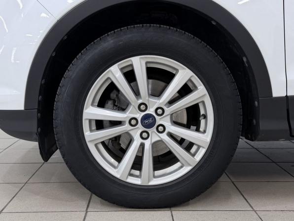 Ford Kuga II Рестайлинг с пробегом 2018 года, цена 1 869 000 рублей, 64689 км, внедорожник, Автокод Объявления