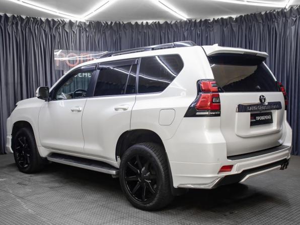 Toyota Land Cruiser Prado 150 Series Рестайлинг 2 с пробегом 2018 года, цена 5 898 000 рублей, 63947 км, внедорожник, Автокод Объявления