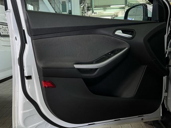 Ford Focus III с пробегом 2012 года, цена 720 000 рублей, 140227 км, хэтчбек, Автокод Объявления