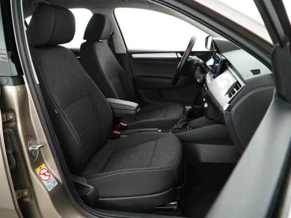 Skoda Rapid II с пробегом 2021 года, цена 2 150 046 рублей, 29980 км, лифтбек, Автокод Объявления
