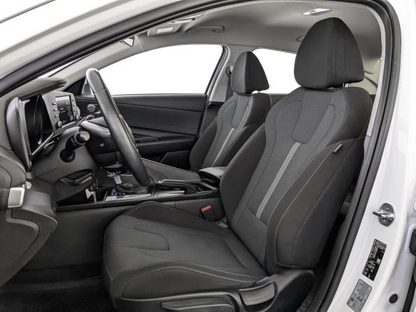 Hyundai Elantra VII (CN7) с пробегом 2022 года, цена 2 190 000 рублей, 29216 км, седан, Автокод Объявления