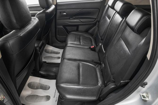 Mitsubishi Outlander III Рестайлинг с пробегом 2014 года, цена 1 799 000 рублей, 250000 км, внедорожник, Автокод Объявления