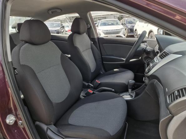 Hyundai Solaris I с пробегом 2012 года, цена 599 000 рублей, 281376 км, седан, Автокод Объявления