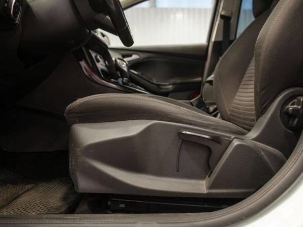 Ford Focus III Рестайлинг с пробегом 2016 года, цена 930 000 рублей, 173702 км, хэтчбек, Автокод Объявления