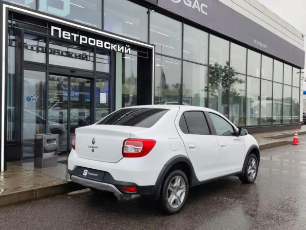 Renault Logan II Рестайлинг с пробегом 2021 года, цена 905 000 рублей, 182997 км, седан, Автокод Объявления