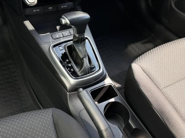 Kia Rio IV Рестайлинг с пробегом 2022 года, цена 1 799 000 рублей, 78200 км, хэтчбек, Автокод Объявления