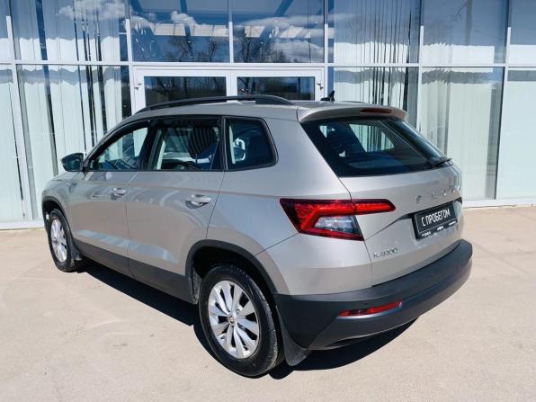 Skoda Karoq I с пробегом 2020 года, цена 2 340 000 рублей, 134600 км, внедорожник, Автокод Объявления