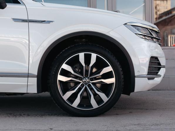 Volkswagen Touareg III с пробегом 2021 года, цена 5 700 000 рублей, 124168 км, внедорожник, Автокод Объявления