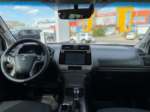Toyota Land Cruiser Prado 150 Series Рестайлинг 2 с пробегом 2018 года, цена 4 100 000 рублей, 241379 км, внедорожник, Автокод Объявления
