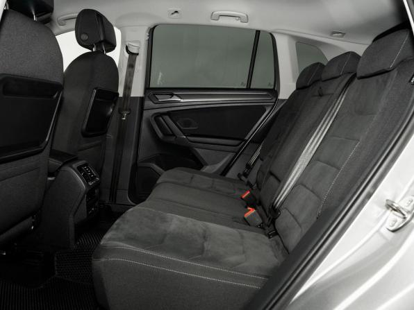 Volkswagen Tiguan II с пробегом 2018 года, цена 2 100 000 рублей, 64460 км, внедорожник, Автокод Объявления