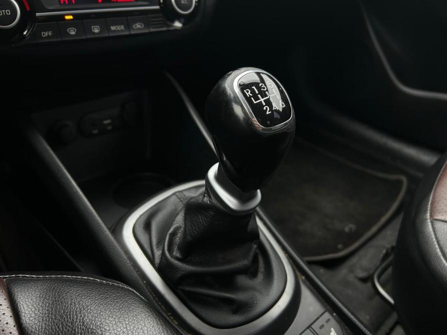 Kia Rio III Рестайлинг Санкт-Петербург  - изображение 6