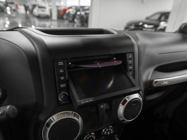 Jeep Wrangler III (JK) с пробегом 2013 года, цена 2 980 000 рублей, 94353 км, внедорожник, Автокод Объявления