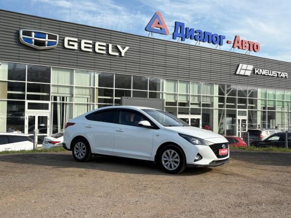 Hyundai Solaris II Рестайлинг с пробегом 2020 года, цена 1 318 000 рублей, 106812 км, седан, Автокод Объявления