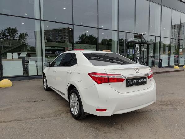 Toyota Corolla XI (E160 E170 E180) с пробегом 2013 года, цена 1 009 000 рублей, 193000 км, седан, Автокод Объявления