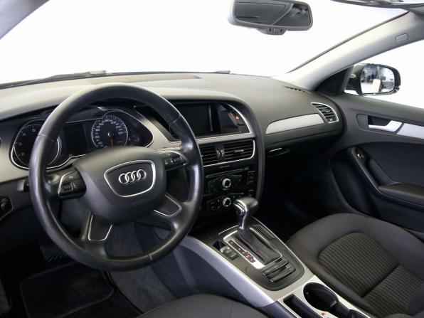 Audi A4 IV (B8) Рестайлинг с пробегом 2013 года, цена 1 190 000 рублей, 203000 км, седан, Автокод Объявления