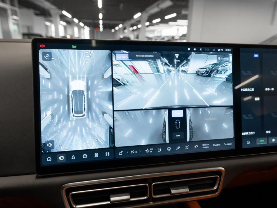 Li Auto (Lixiang) L7 I Рестайлинг Москва  - изображение 24