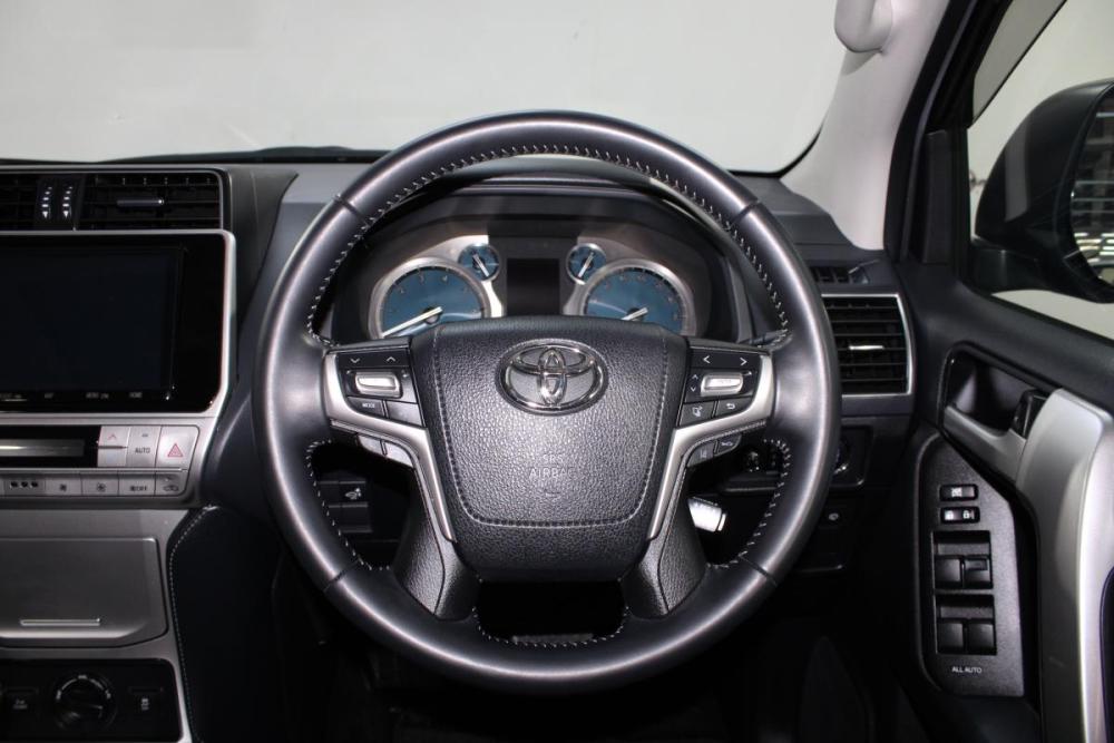 Toyota Land Cruiser Prado 150 Series Рестайлинг 3 Владивосток  - изображение 27