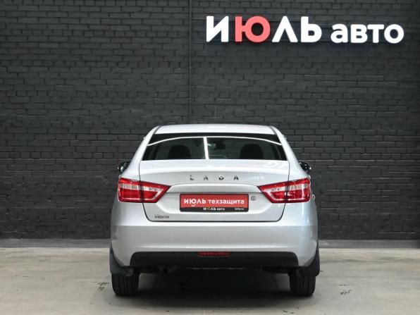 Lada (ВАЗ) Vesta I с пробегом 2017 года, цена 775 000 рублей, 100515 км, седан, Автокод Объявления