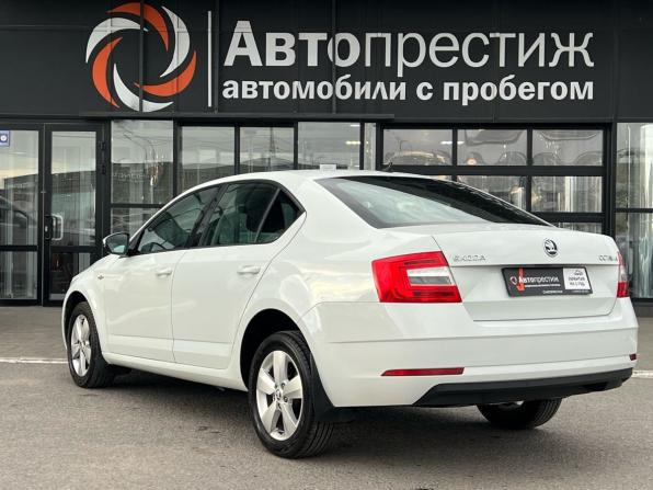 Skoda Octavia III (A7) Рестайлинг с пробегом 2018 года, цена 1 698 000 рублей, 129559 км, лифтбек, Автокод Объявления
