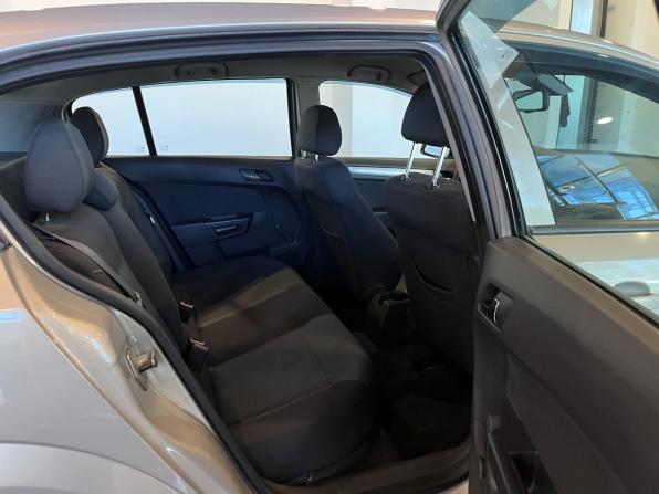 Opel Astra H Рестайлинг с пробегом 2009 года, цена 266 000 рублей, 257630 км, хэтчбек, Автокод Объявления