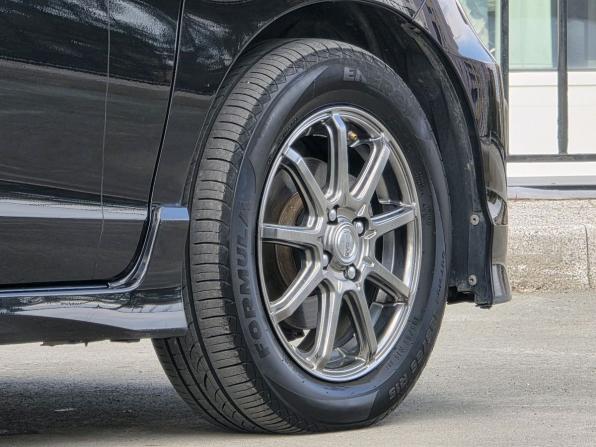 Honda Freed I Рестайлинг с пробегом 2012 года, цена 977 000 рублей, 159968 км, компактвэн, Автокод Объявления