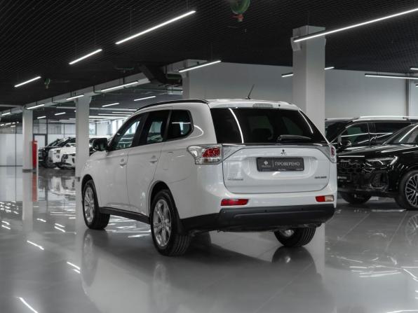 Mitsubishi Outlander III с пробегом 2014 года, цена 1 640 000 рублей, 125615 км, внедорожник, Автокод Объявления