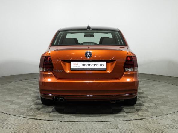 Volkswagen Polo V Рестайлинг с пробегом 2018 года, цена 1 299 700 рублей, 152939 км, седан, Автокод Объявления
