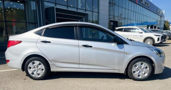 Hyundai Solaris I Рестайлинг с пробегом 2015 года, цена 925 000 рублей, 83988 км, седан, Автокод Объявления