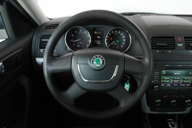 Skoda Yeti I с пробегом 2013 года, цена 875 000 рублей, 166029 км, внедорожник, Автокод Объявления