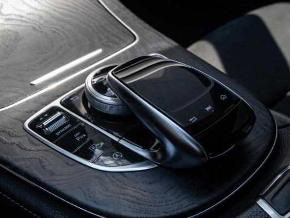 Mercedes-Benz E-Класс V (W213 S213 C238) с пробегом 2019 года, цена 3 820 000 рублей, 53178 км, седан, Автокод Объявления