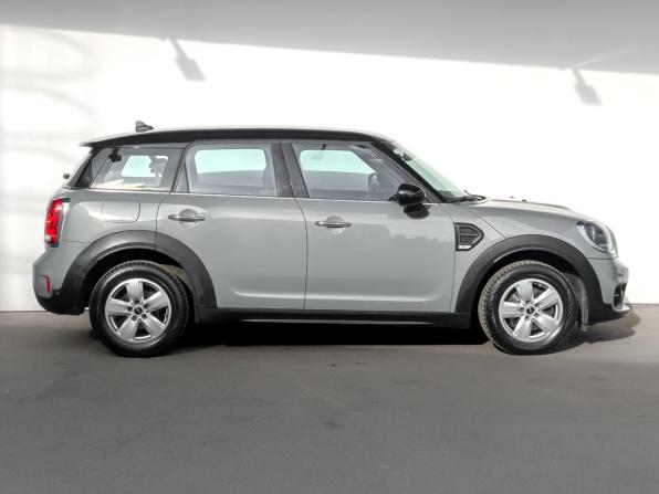 Mini Countryman II с пробегом 2017 года, цена 2 025 000 рублей, 59440 км, внедорожник, Автокод Объявления