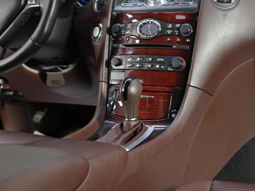 Infiniti QX50 I Москва  - изображение 10