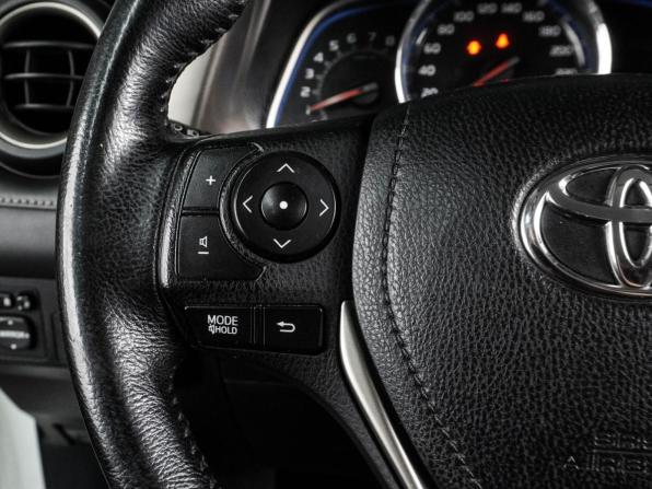 Toyota RAV4 IV (XA40) с пробегом 2013 года, цена 1 699 000 рублей, 186322 км, внедорожник, Автокод Объявления